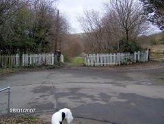 Tunnel Terrace level crossing, Newbridge, January 2007